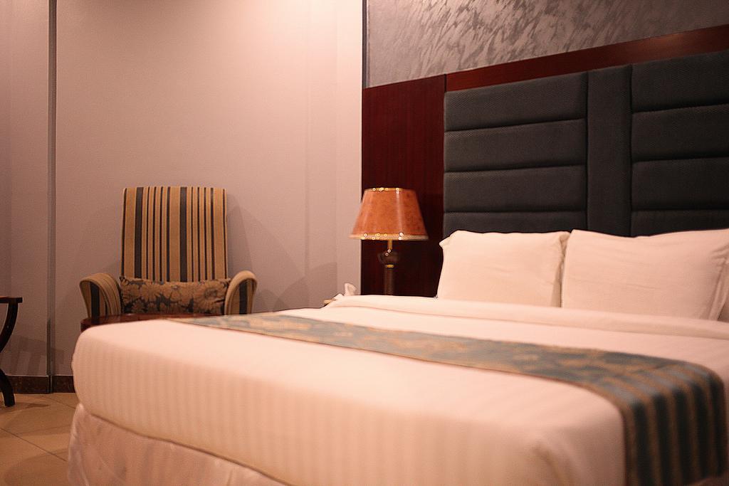 Beatrice Hotel Kinszasa Zewnętrze zdjęcie